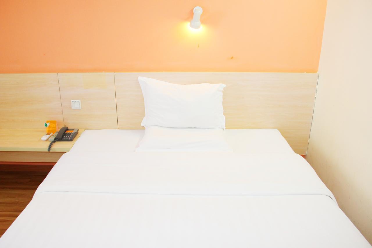 7Days Inn Shanghai Yichuan Road 외부 사진